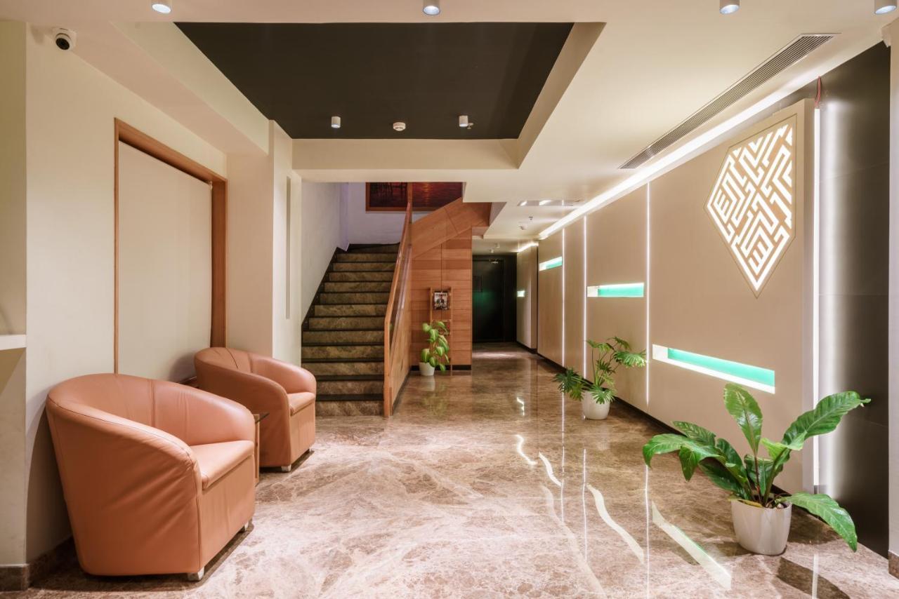 Townbridge Hotels & Suites Kochi Zewnętrze zdjęcie